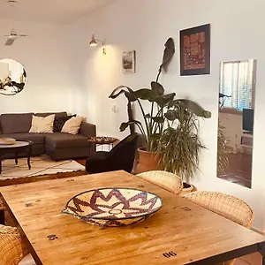 Apartamento Amplio Y Con Encanto En El Centro Historico, Tarifa